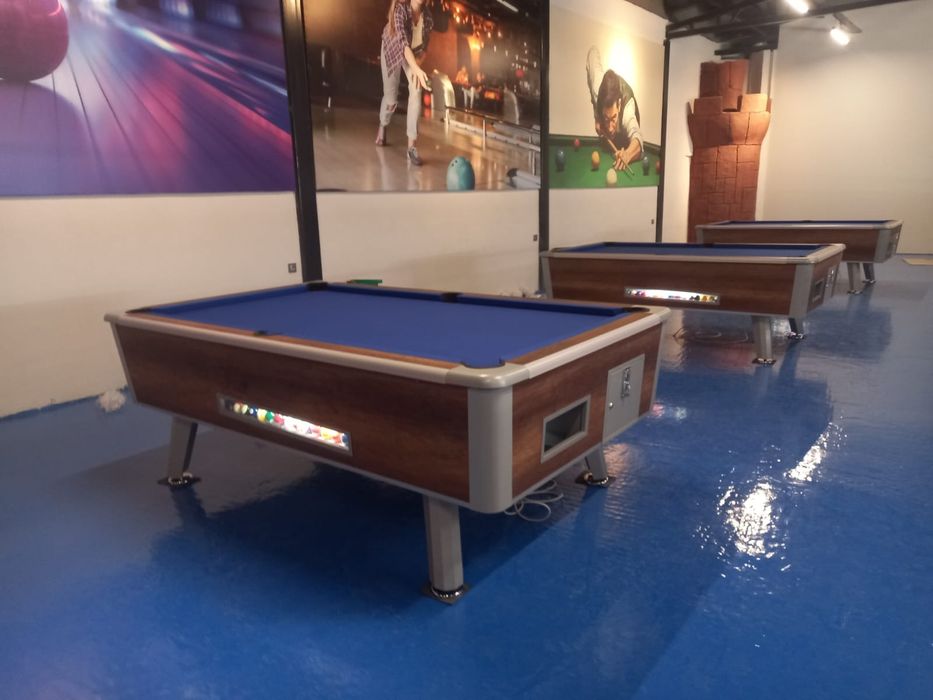 Билярдна маса 8фута с оставаща гаранция 14 месеца