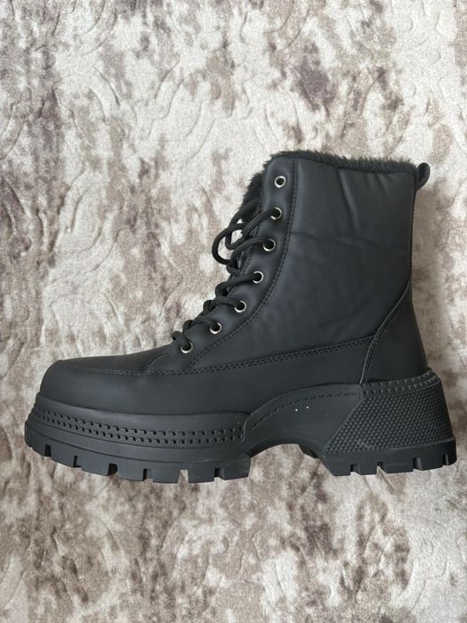 Дамски зимни боти