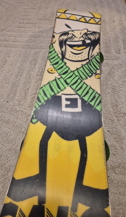 Продавам сноуборд SALOMON 154см с автомати UNION  contact M