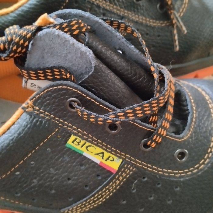 Рабочая обувь...