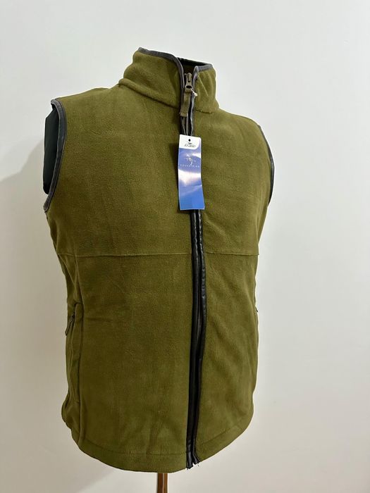 Vesta Barbati
M • Nou cu eticheta