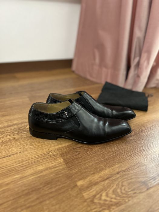 Pantofi Cesare Paciotti originali