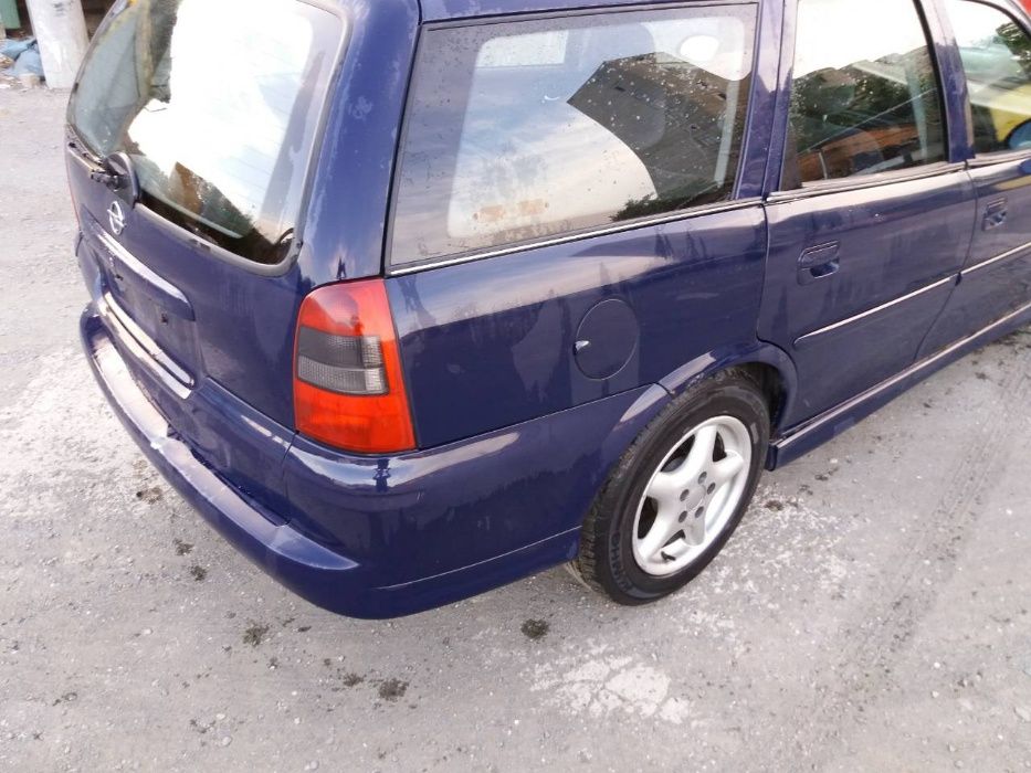 Opel Vectra ecotec 136к.с 2l 16V 2000куб.