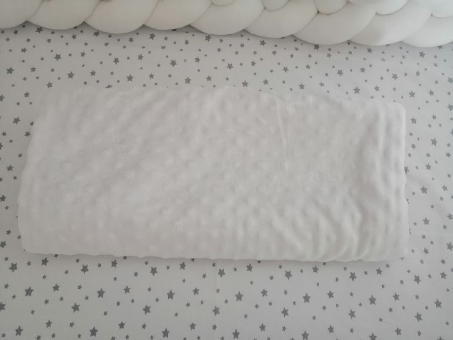 Lenjerie bebelusi alb/gri cu ursulet si stelute