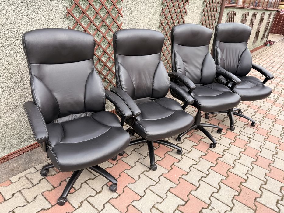 Scaune directoriale din piele ecologica