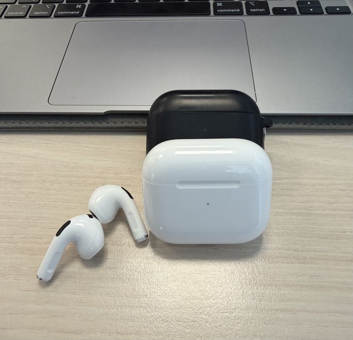 Продам Airpods 3(оригинал)
