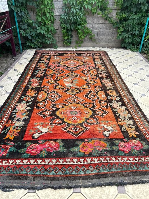 Ковёр ручной работы