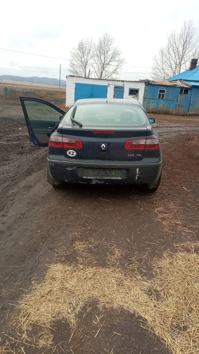 Продам машину Renault