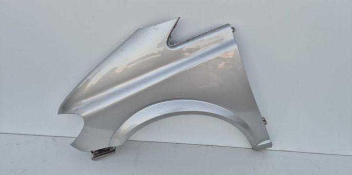 Aripa stanga Mercedes-Benz Vito W639