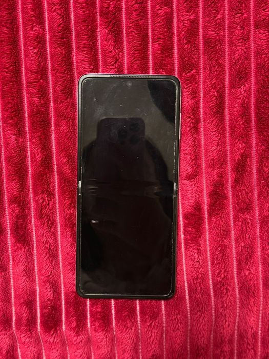 Продаю телефон Oppo flips n2