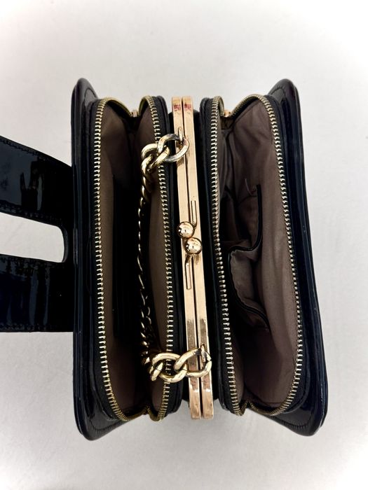 Vand geantă din lac