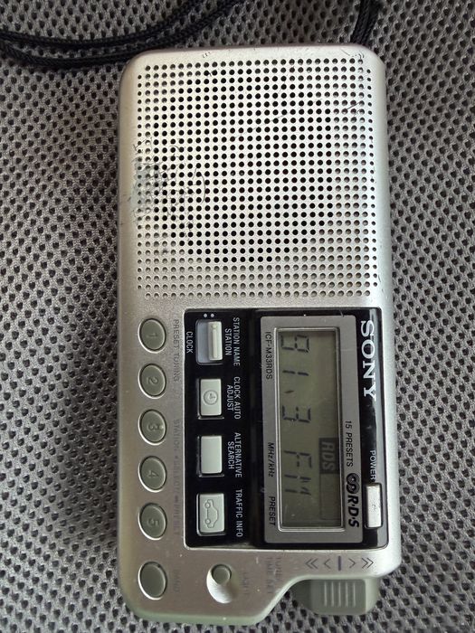 Radio  portabil SONY ICF-M33 RDS