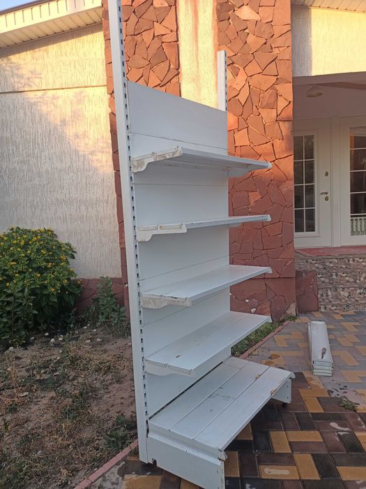 Продам витринные стеллажи