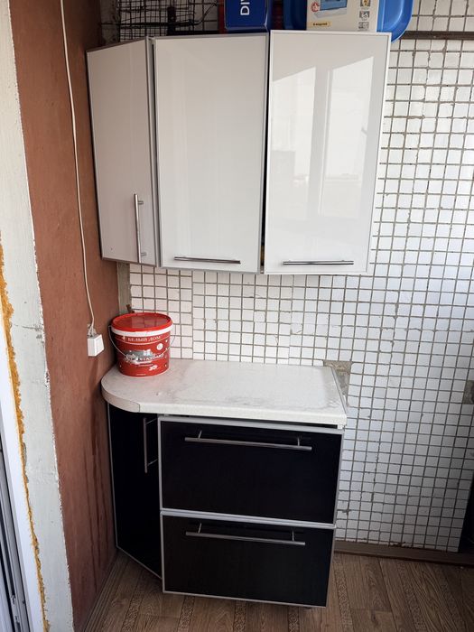 Отдам шкаф на балкон бесплатно самовывоз