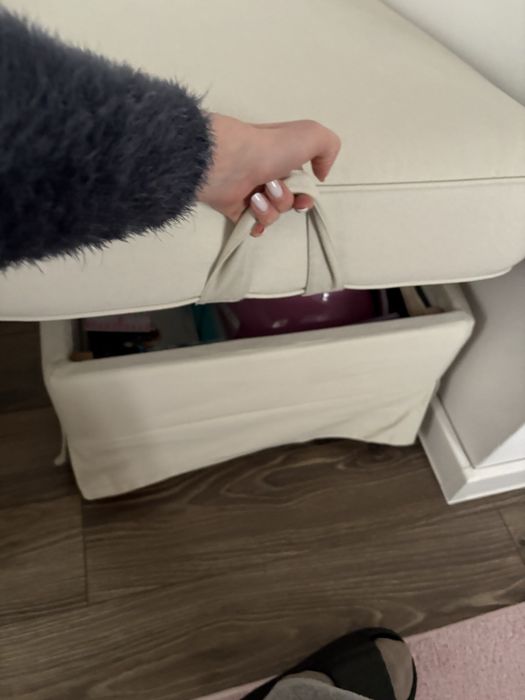 Taburet Ikea cu depozitare