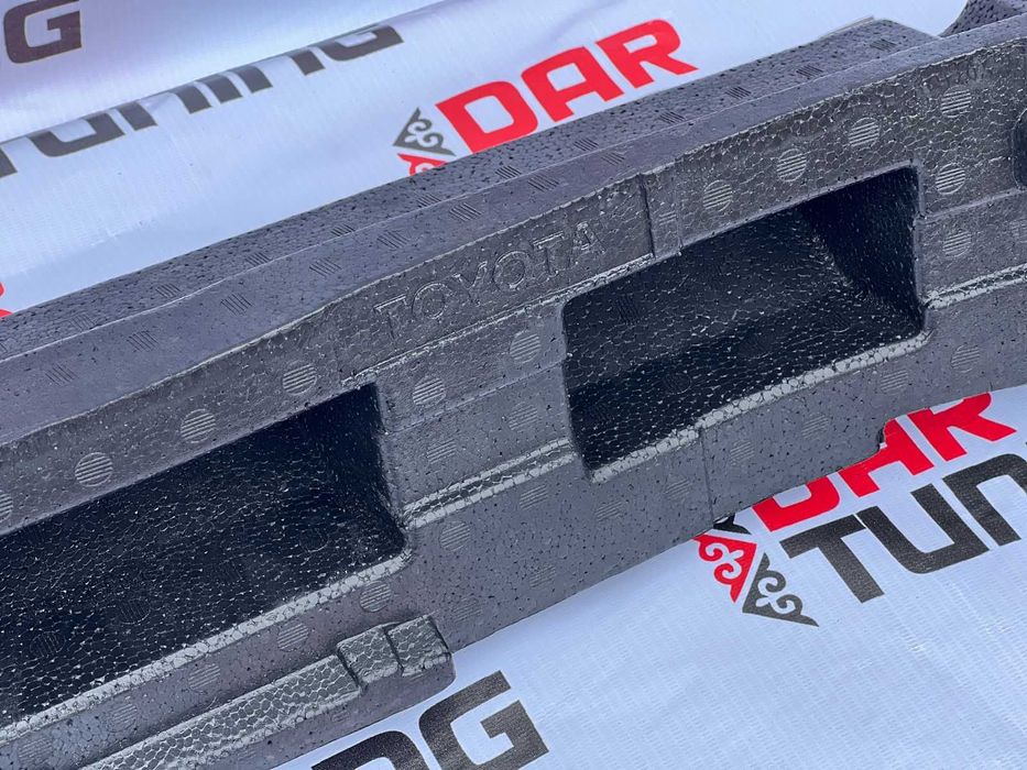 Абсорбер бампера Lexus LX570 новый оригинал