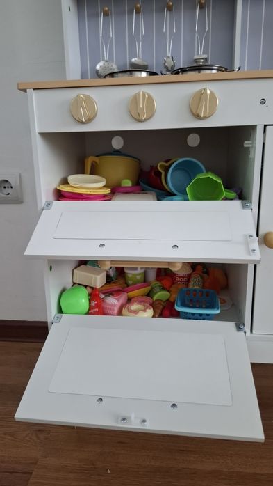 Кухний мебель для девочек