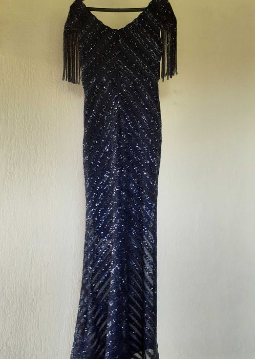 Официална рокля 40 размер