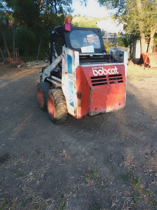 Bobcat 743 cu tot cu accesorii