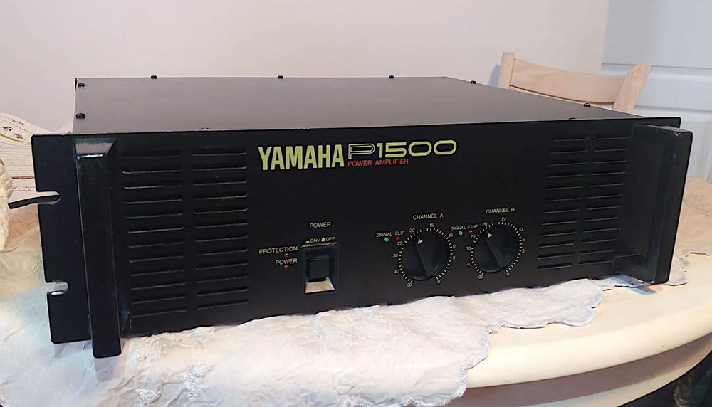 Yamaha P1500 amplificator Vox Marshall QSC JBL Bose power