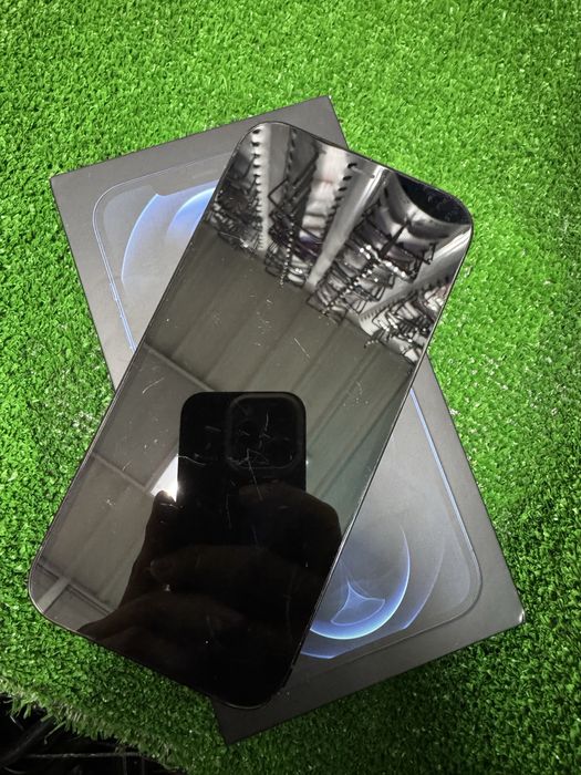 Продам iphone 12pro max 256gb