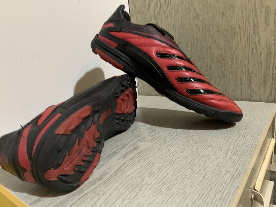 Спортни обувки adidas