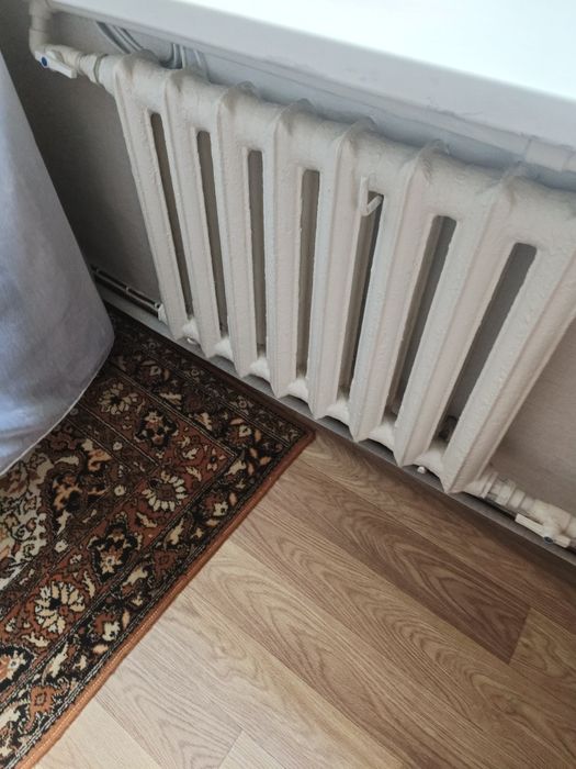 Продам чугунные батареи