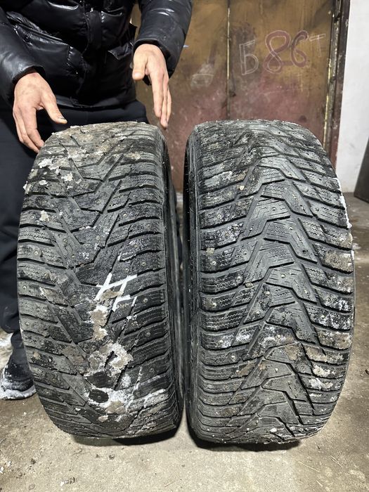 Продам шины 245/45/19