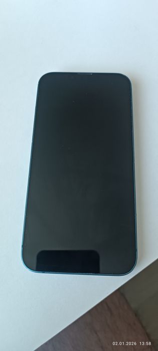 Продам айфон 13 .