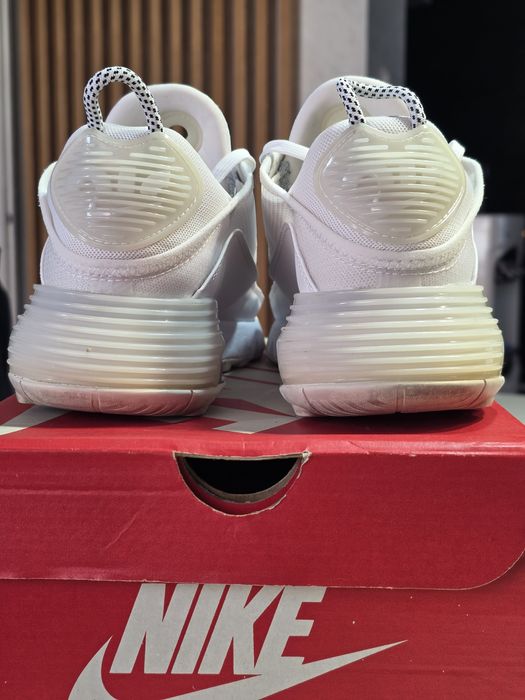 Nike 2090 - 39 номер  неразличими от нови