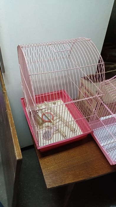 Продам Клетки,  для птиц,  в хорошем состоянии
