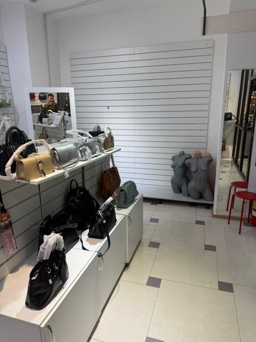 Сдам бутик в торговом доме