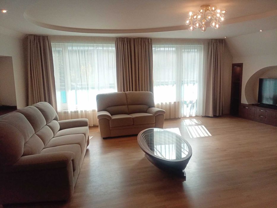 Дава се под наем Мезонет в Пловдив, Център - 270 кв.м за 1495.83 € - Снимка #5