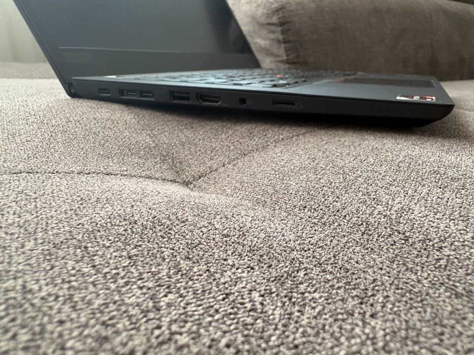 Lenovo ThinkPad T14 Gen 2 (AMD) Ryzen 7 Pro