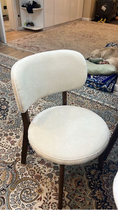 Продам стулья новые собранные