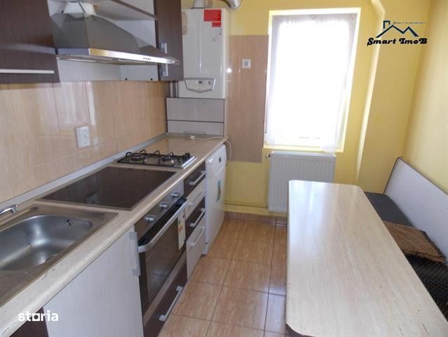 Mansarda 5 camere zona Vasile Aaron