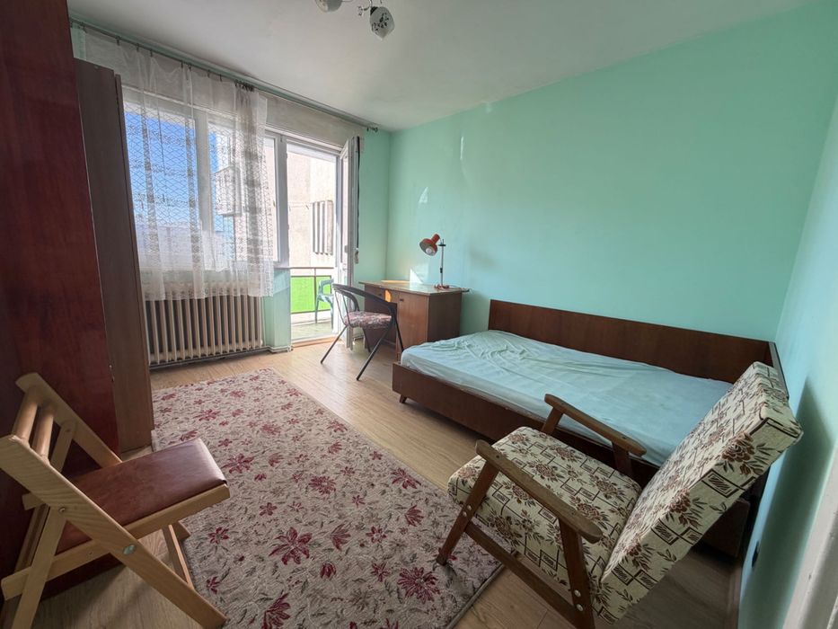 Camere de închiriat – apartament 3 camere, Copou/Codrescu