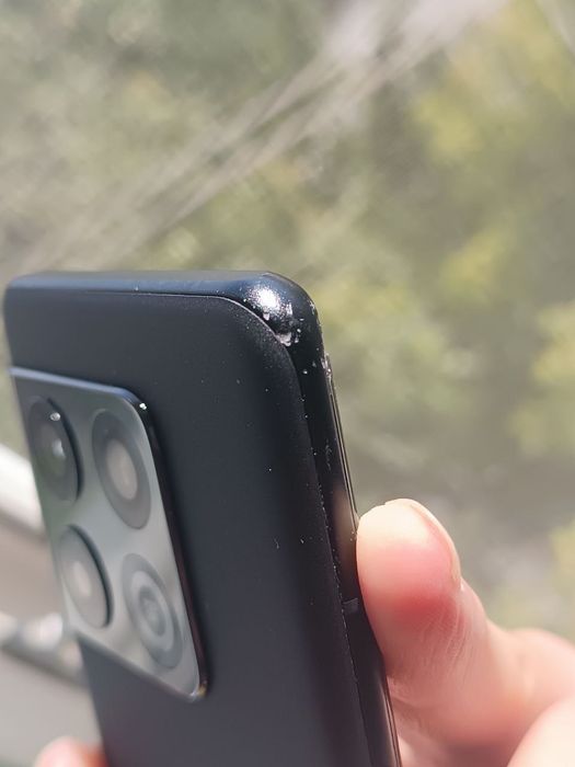 One plus 10 pro в хорошем состоянии