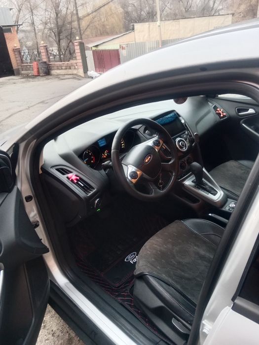 Продам машину Форд фокус 3