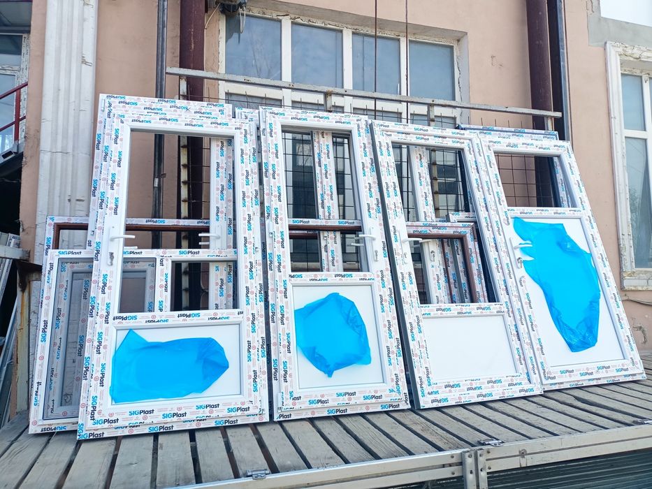 Uși și ferestre la preț de fabrica