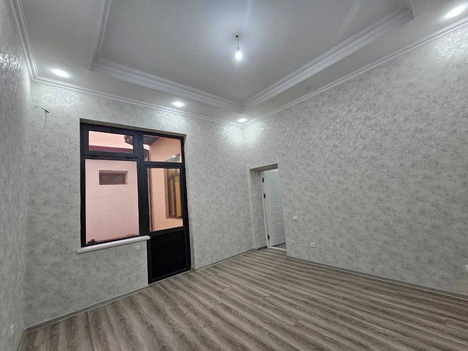 Яшнабад тумани. Олмоз махалля .  3 sotihda 4 xonali shinam uy sotaman