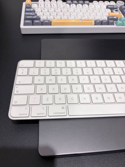 Клавиатура Apple magic keyboard