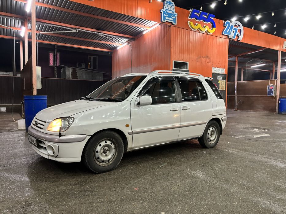 Продам Toyota Raum 1997г
