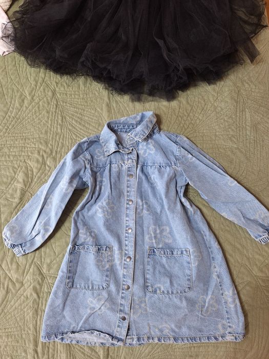 Лот дрешки за момиче размер 122