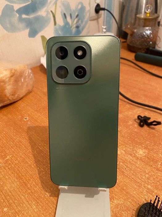Смартфон Honor x6b