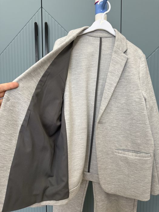 Костюм Zara на мальчика 140