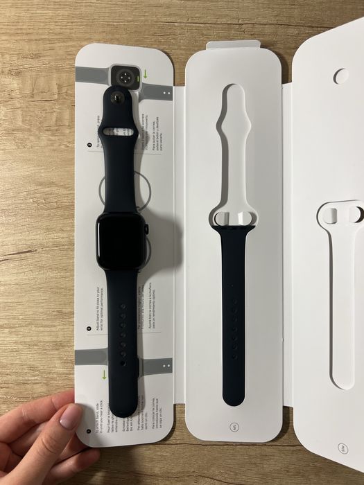 Продаю Apple Watch Series 8