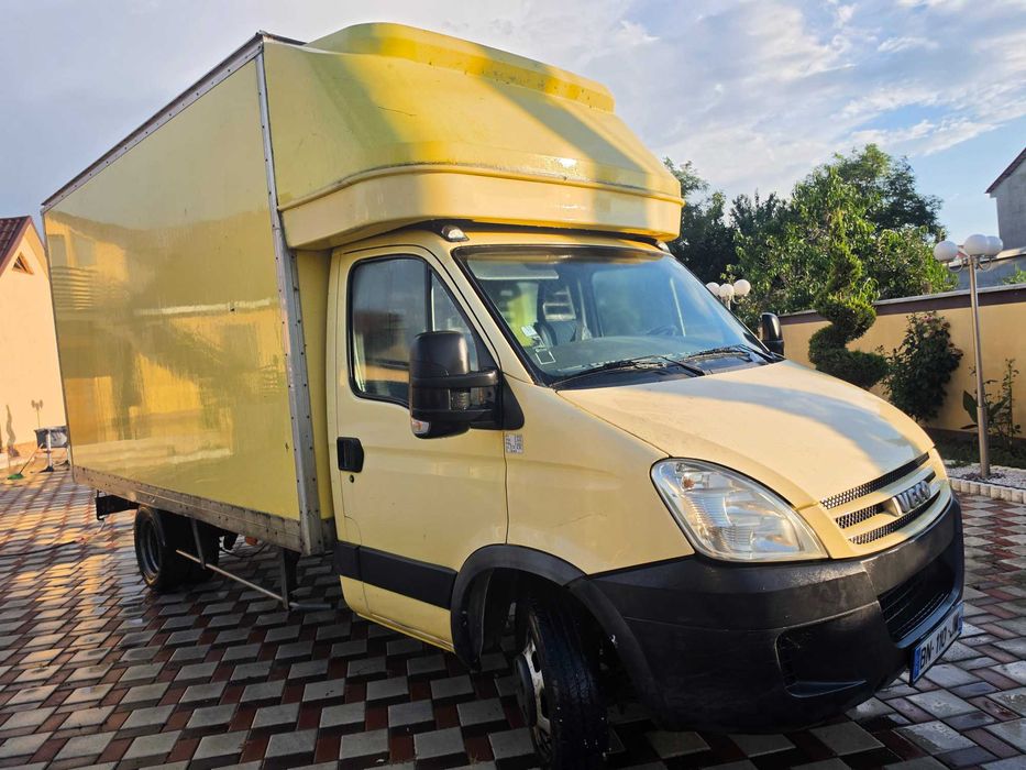 Iveco 35C12 - Carosat Cub Box 23 m³