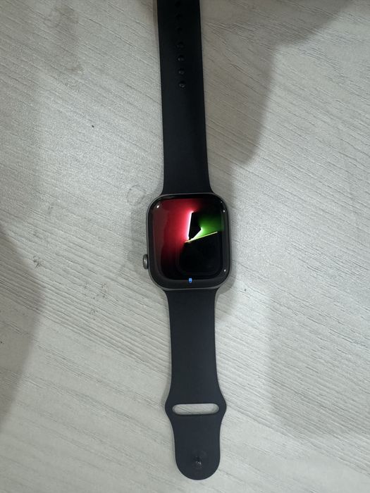 Продам эпл уатч ,новый два дня как брали