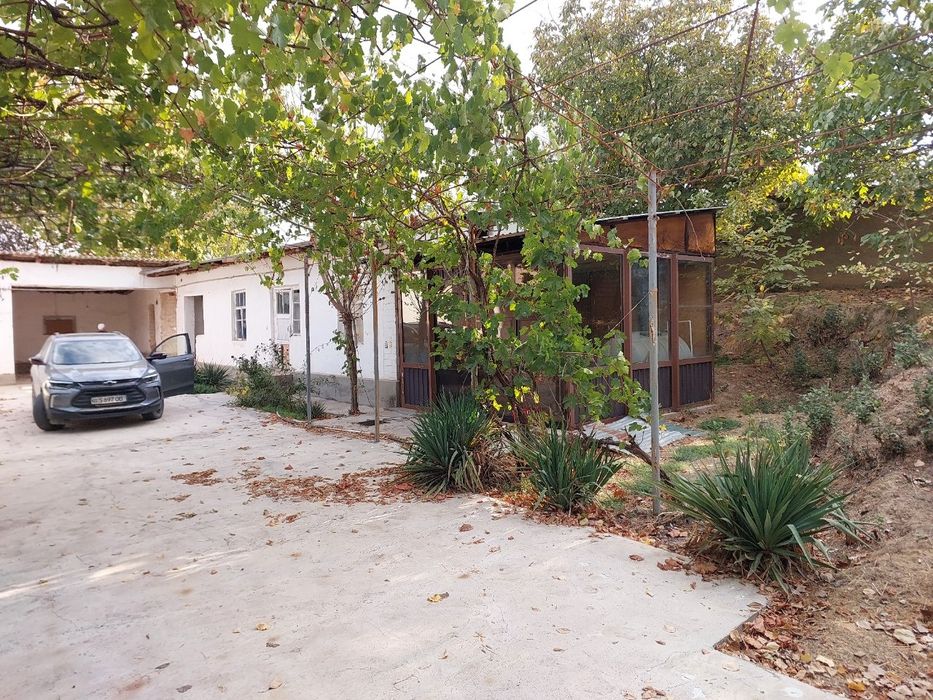 Участка сотилади